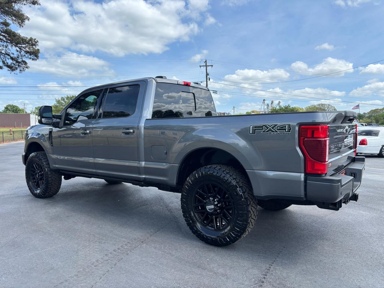 Ford Super Duty F-250 SRW Lariat 4WD Crew Cab 6.75' Box 2022