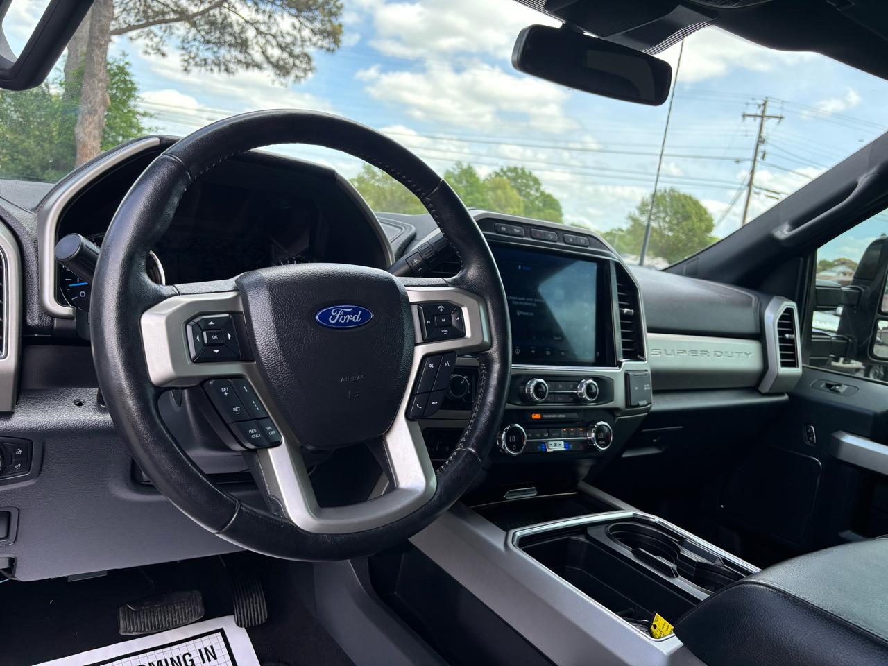 Ford Super Duty F-250 SRW Lariat 4WD Crew Cab 6.75' Box 2022