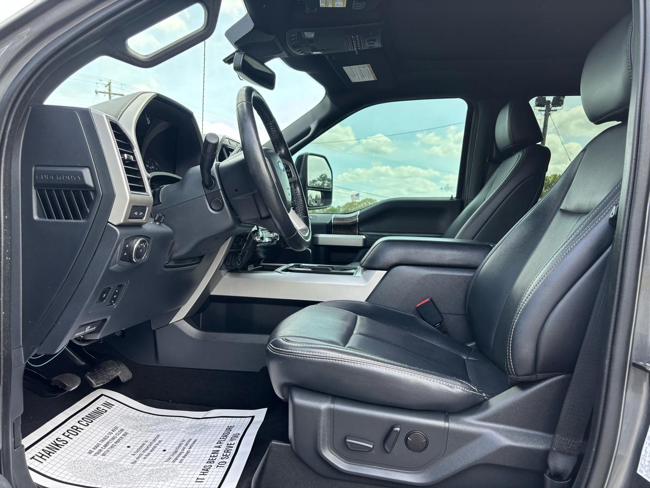 Ford Super Duty F-250 SRW Lariat 4WD Crew Cab 6.75' Box 2022