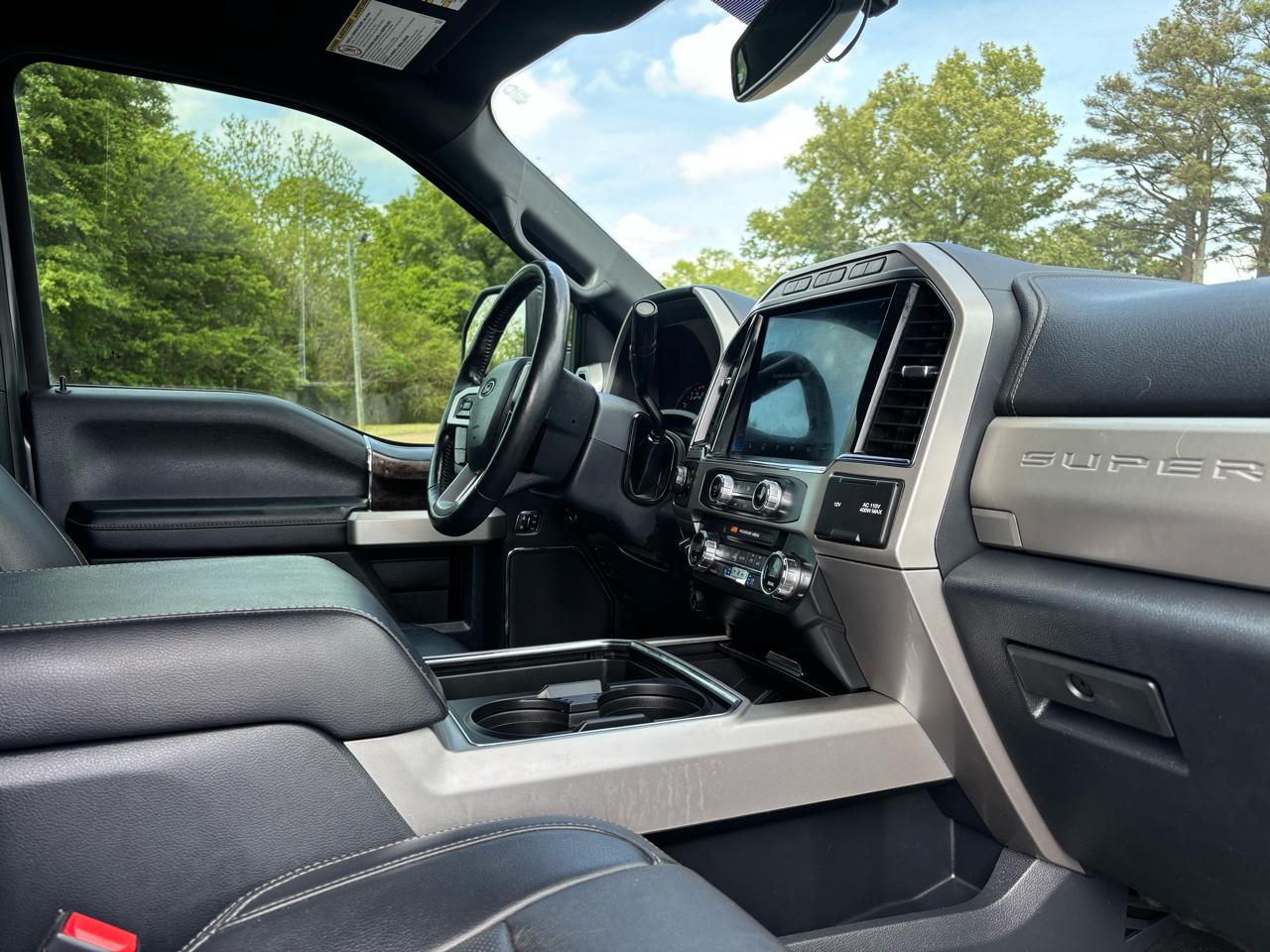 Ford Super Duty F-250 SRW Lariat 4WD Crew Cab 6.75' Box 2022