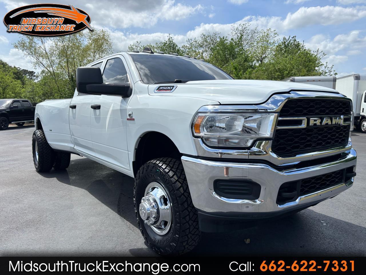 RAM 3500 Tradesman 4x4 Crew Cab 8' Box 2023