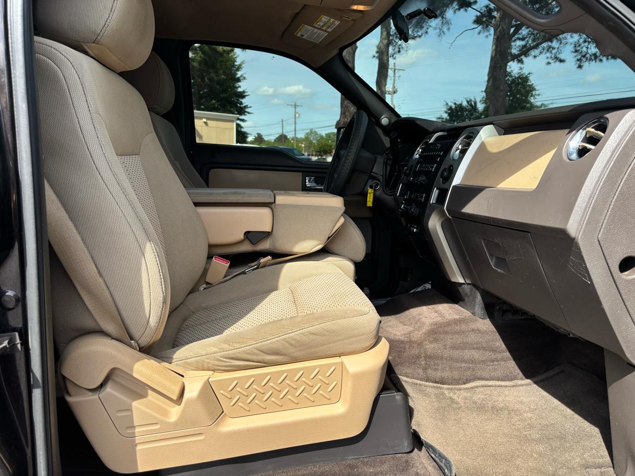 Ford F-150 4WD SuperCrew 145" XLT 2013