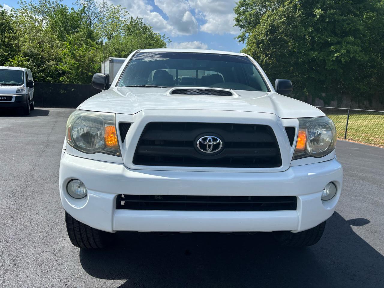 Toyota Tacoma 2WD Double V6 AT PreRunner (Natl) 2010