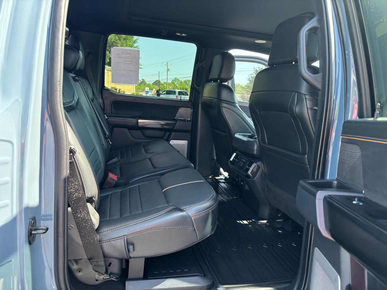 Ford F-150 Platinum 4WD SuperCrew 5.5' Box 2023