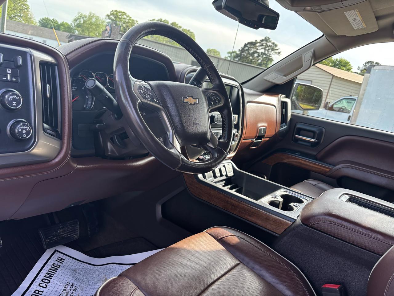 Chevrolet Silverado 1500 4WD Crew Cab 143.5" High Country 2018