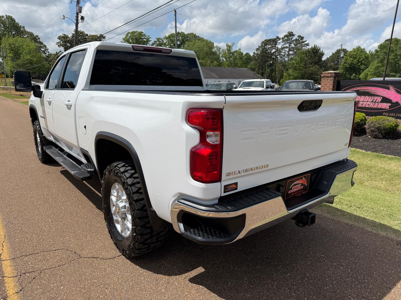 Chevrolet Silverado 2500HD 4WD Crew Cab 159" LT 2022