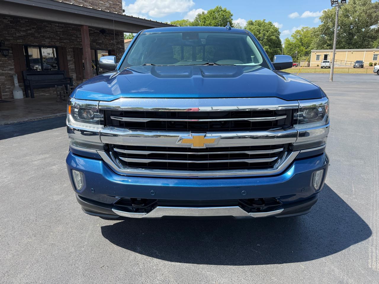 Chevrolet Silverado 1500 4WD Crew Cab 143.5" High Country 2018