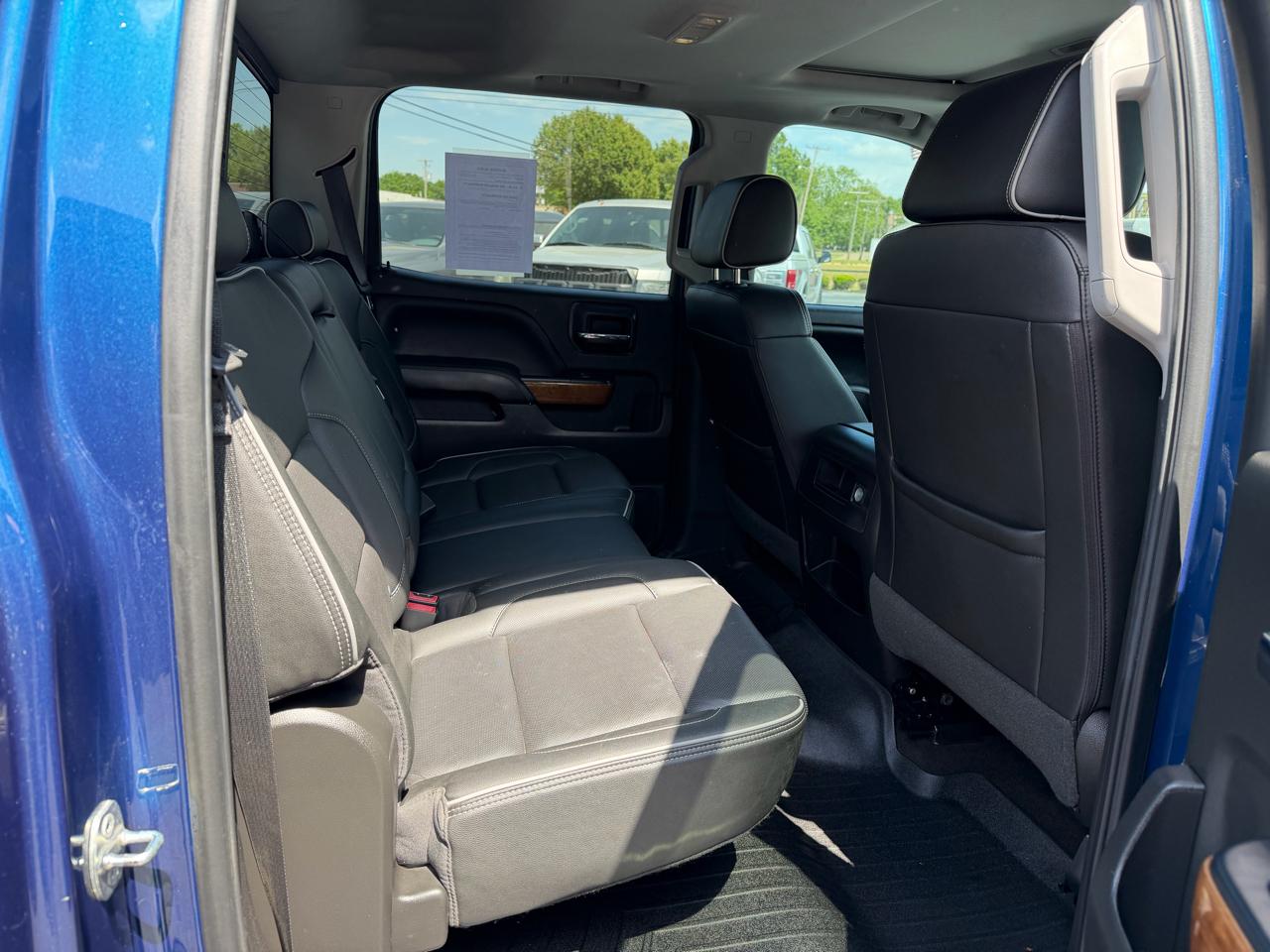 Chevrolet Silverado 1500 4WD Crew Cab 143.5" High Country 2018