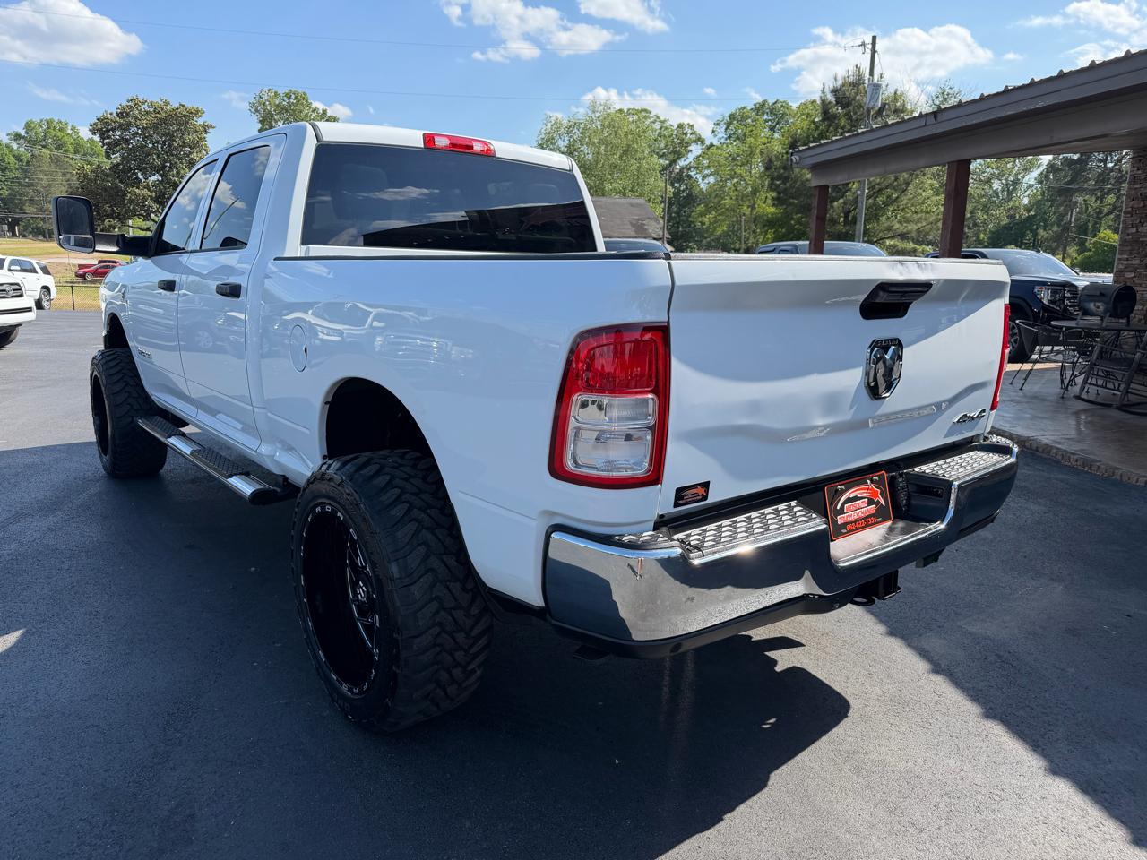 RAM 2500 Tradesman 4x4 Crew Cab 6'4" Box 2021