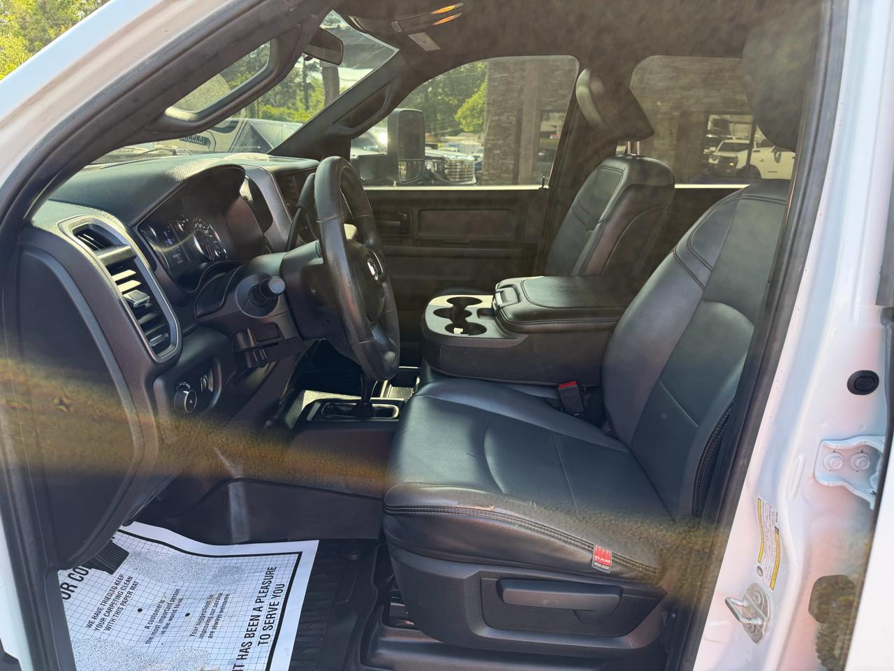 RAM 2500 Tradesman 4x4 Crew Cab 6'4" Box 2021