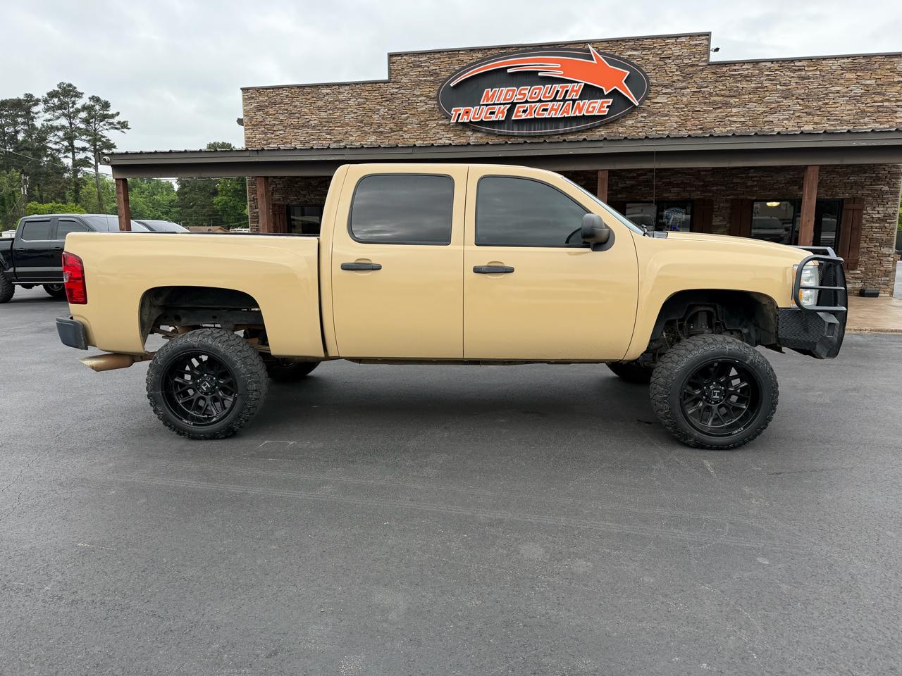 Chevrolet Silverado 1500 4WD Crew Cab 143.5" LT 2009