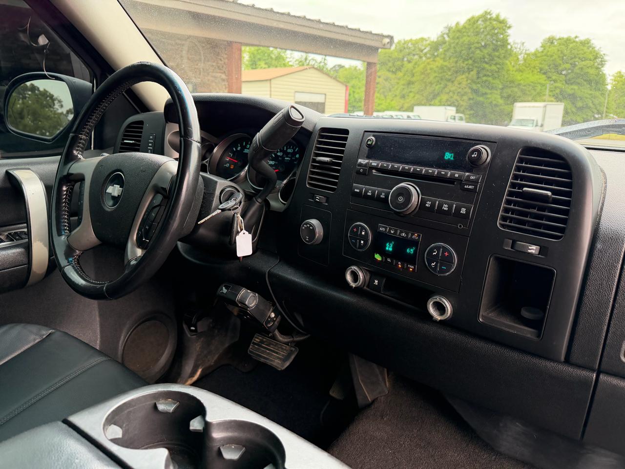 Chevrolet Silverado 1500 4WD Crew Cab 143.5" LT 2009