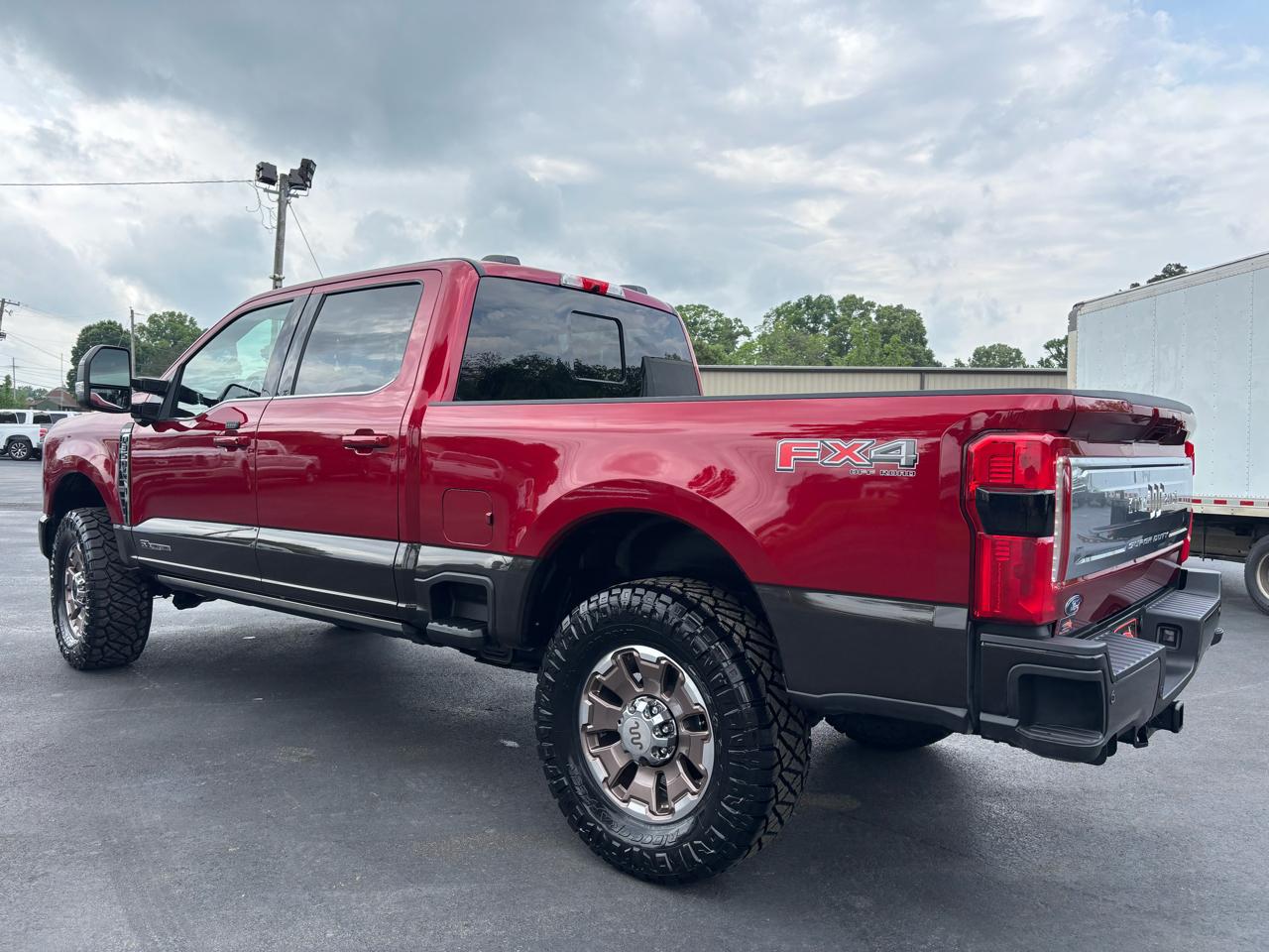 Ford Super Duty F-350 SRW King Ranch 4WD Crew Cab 6.75' Box 2025