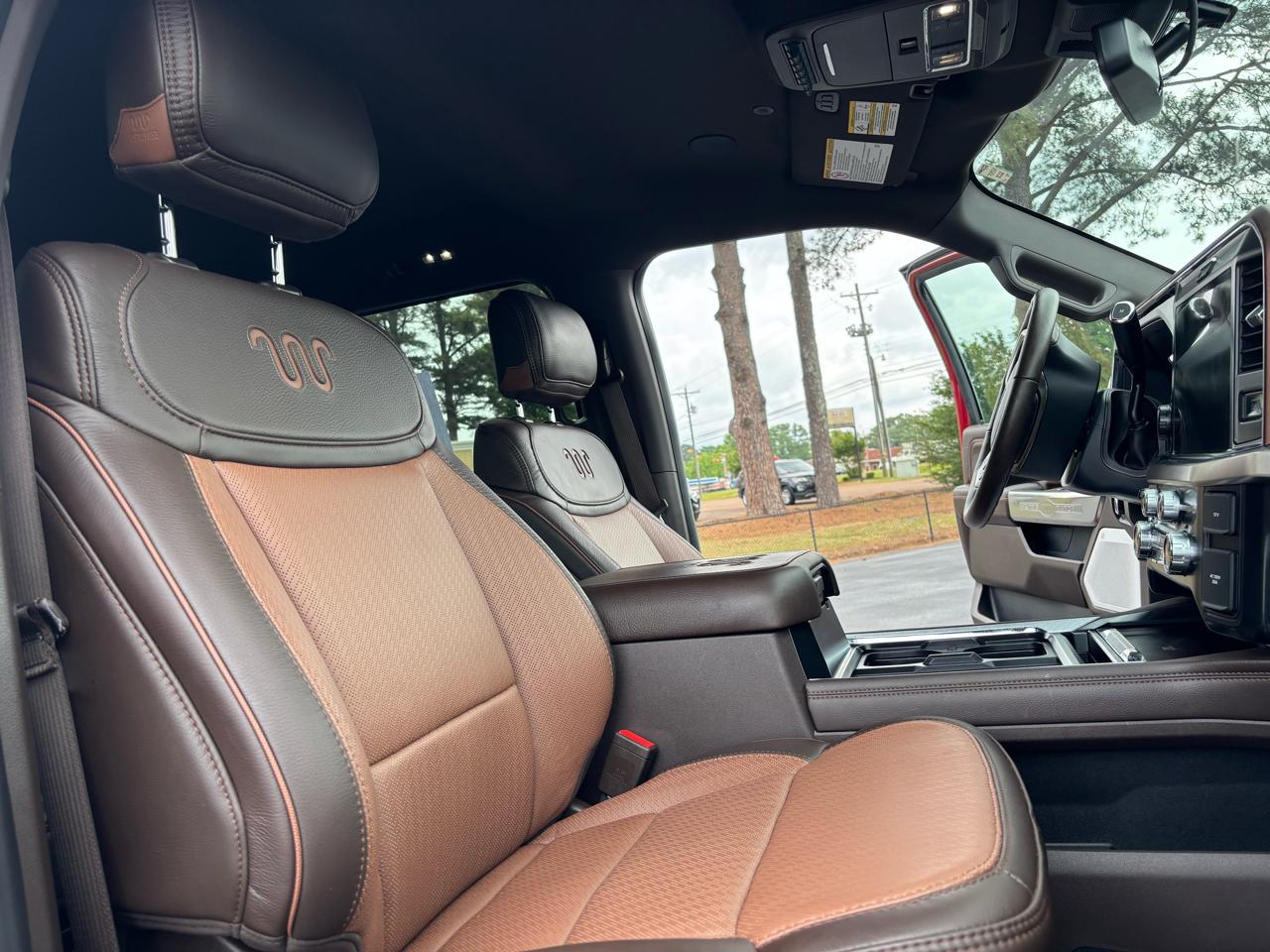 Ford Super Duty F-350 SRW King Ranch 4WD Crew Cab 6.75' Box 2025