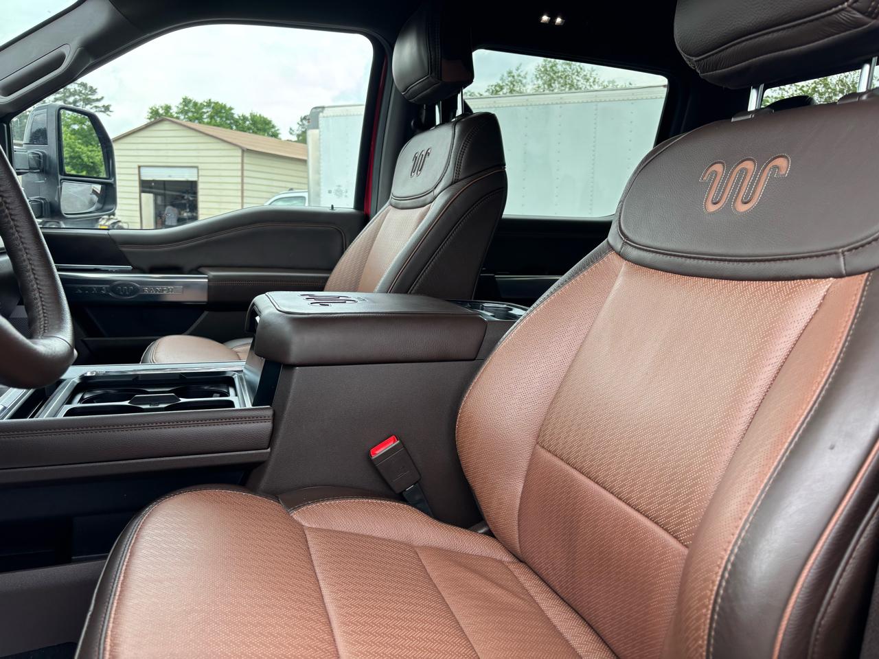 Ford Super Duty F-350 SRW King Ranch 4WD Crew Cab 6.75' Box 2025