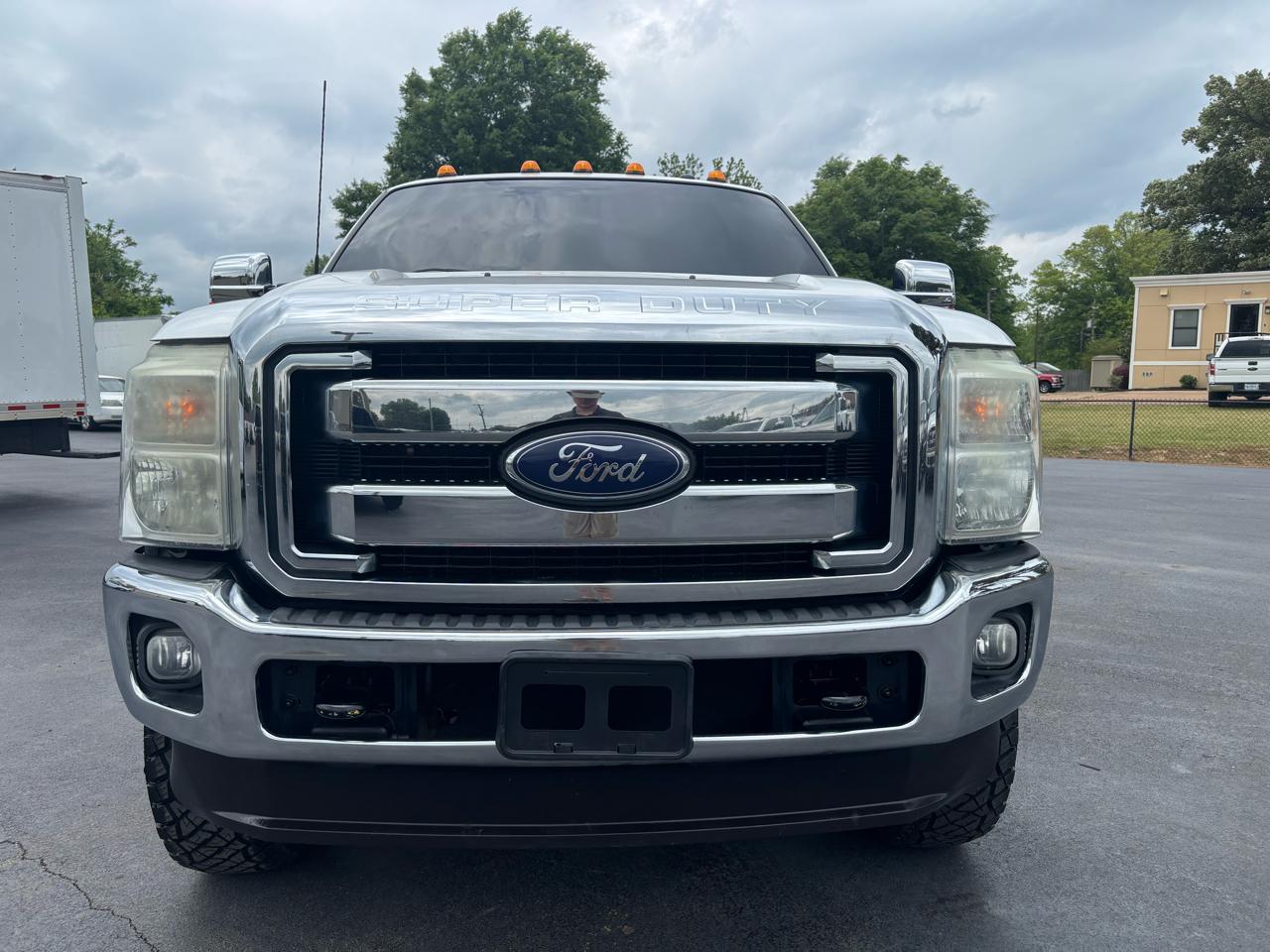 Ford Super Duty F-350 DRW 4WD Crew Cab 172" Lariat 2013