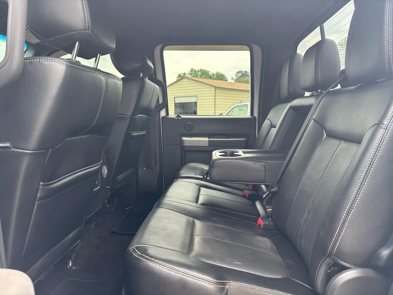 Ford Super Duty F-350 DRW 4WD Crew Cab 172" Lariat 2013