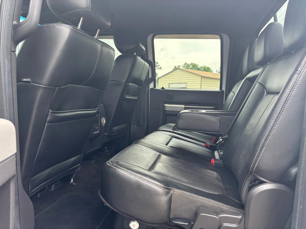 Ford Super Duty F-350 DRW 4WD Crew Cab 172" Lariat 2013