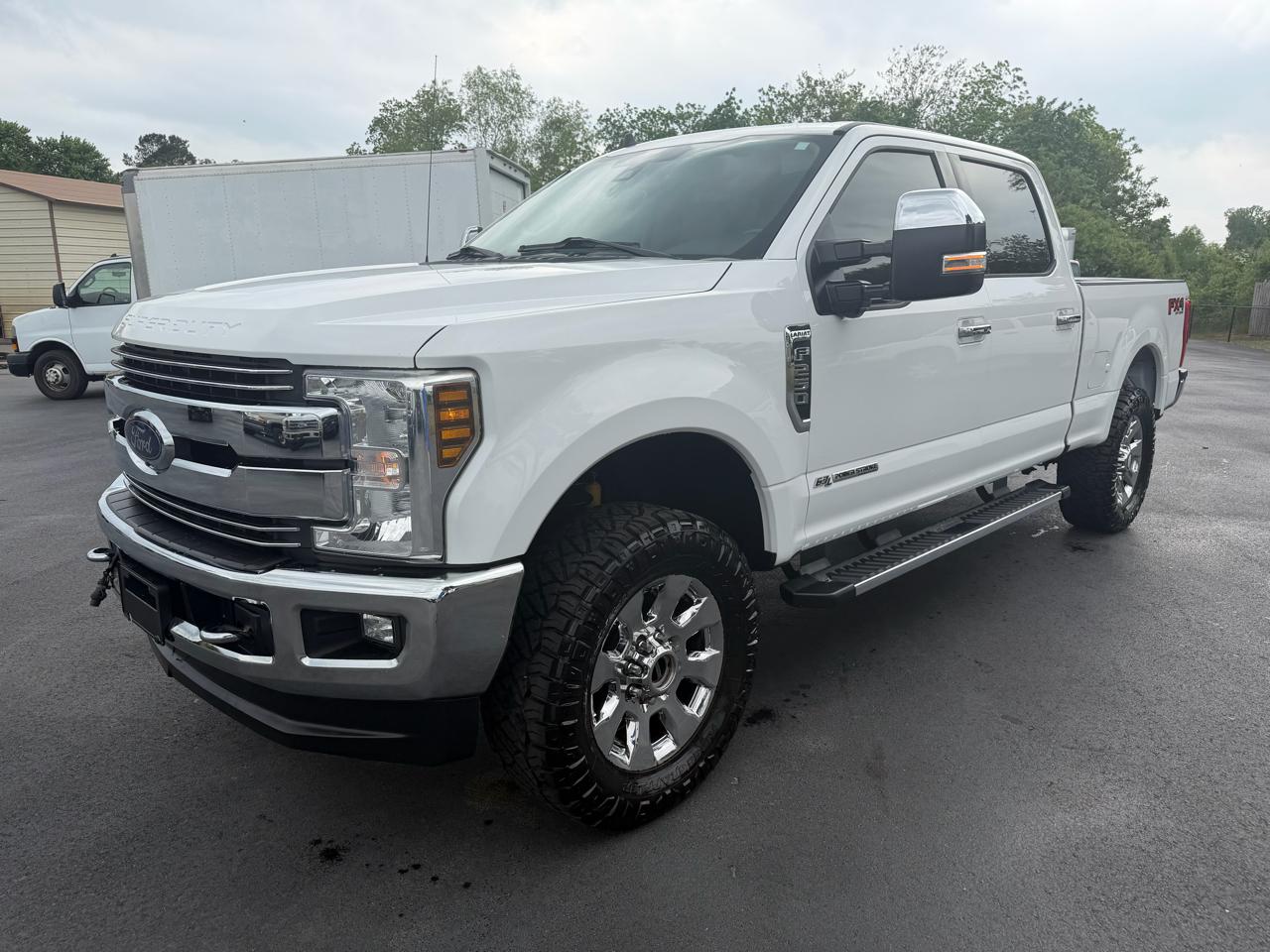 Ford Super Duty F-250 SRW Lariat 4WD Crew Cab 6.75' Box 2019