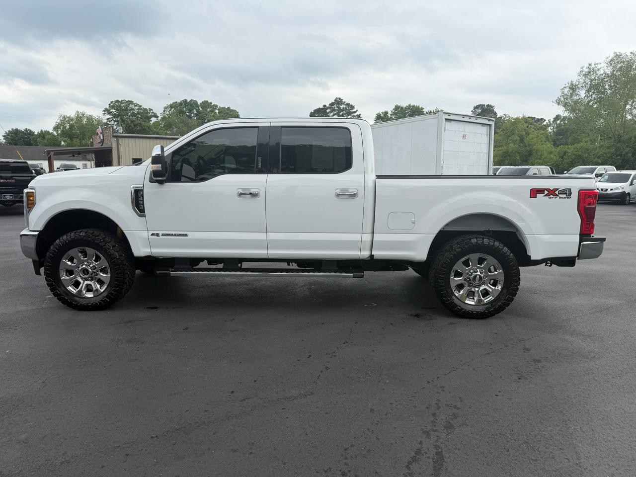 Ford Super Duty F-250 SRW Lariat 4WD Crew Cab 6.75' Box 2019