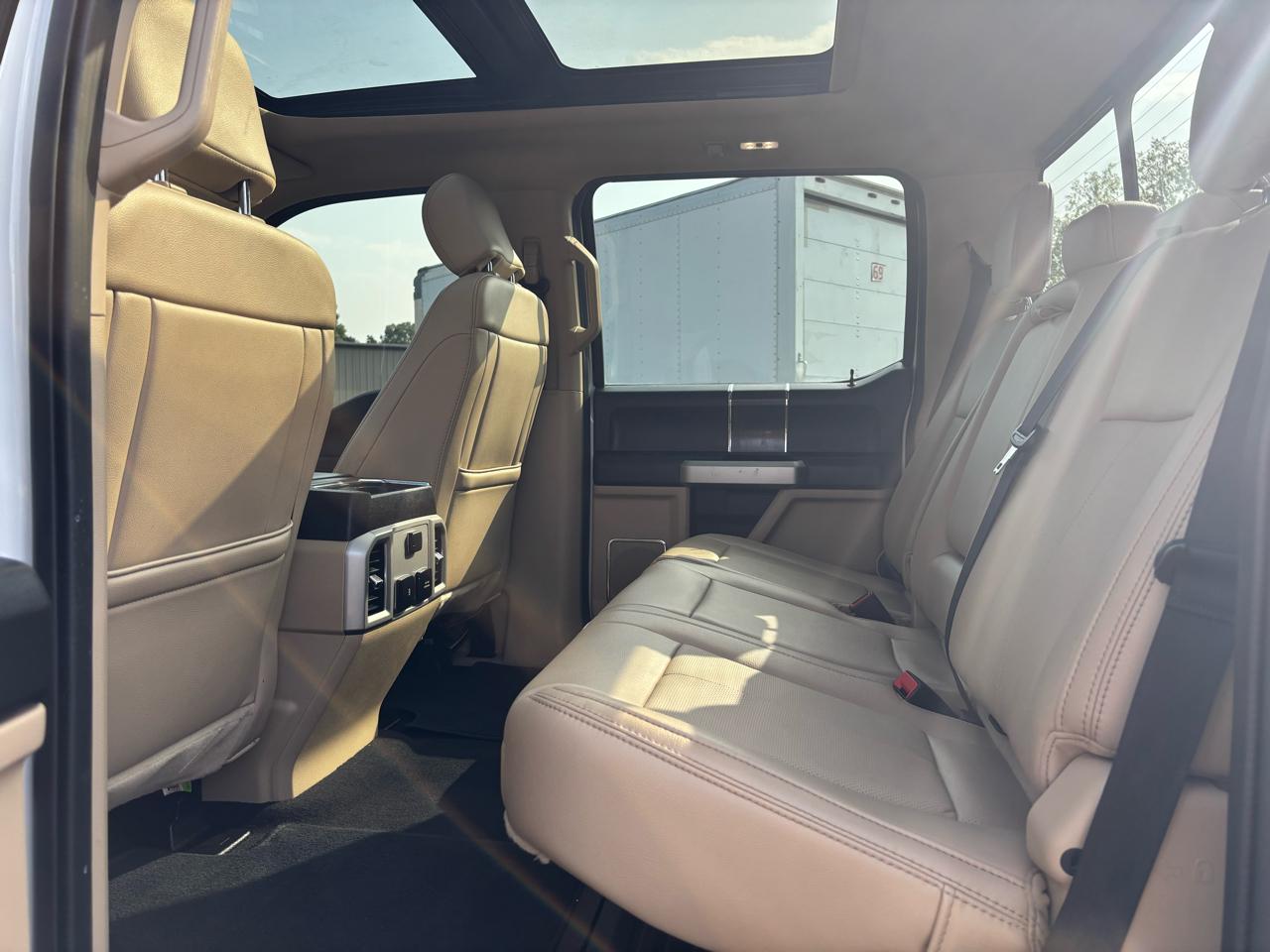 Ford Super Duty F-250 SRW Lariat 4WD Crew Cab 6.75' Box 2021