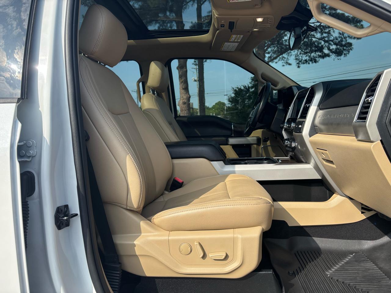 Ford Super Duty F-250 SRW Lariat 4WD Crew Cab 6.75' Box 2021