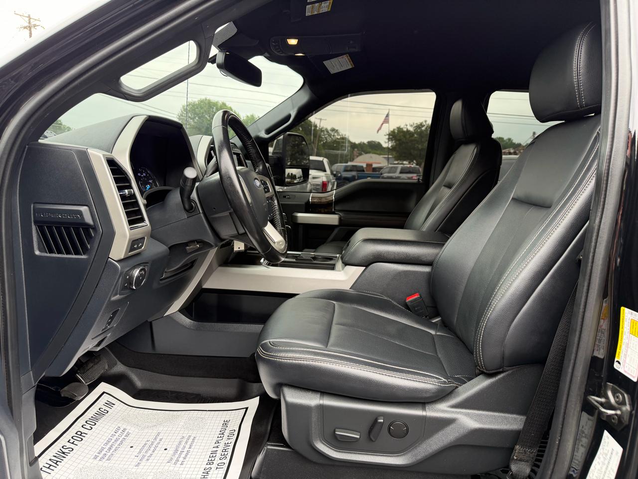 Ford Super Duty F-250 SRW Lariat 4WD Crew Cab 6.75' Box 2022