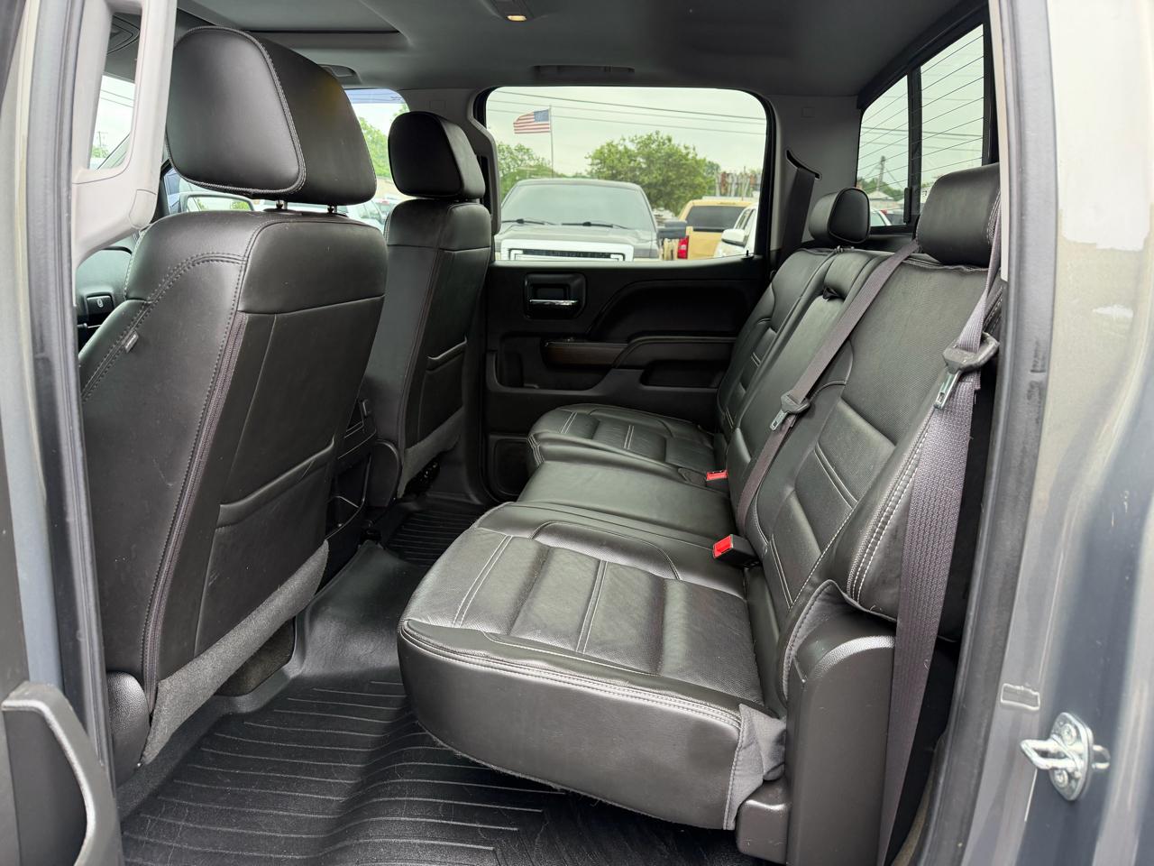 GMC Sierra 1500 4WD Crew Cab 143.5" Denali 2017