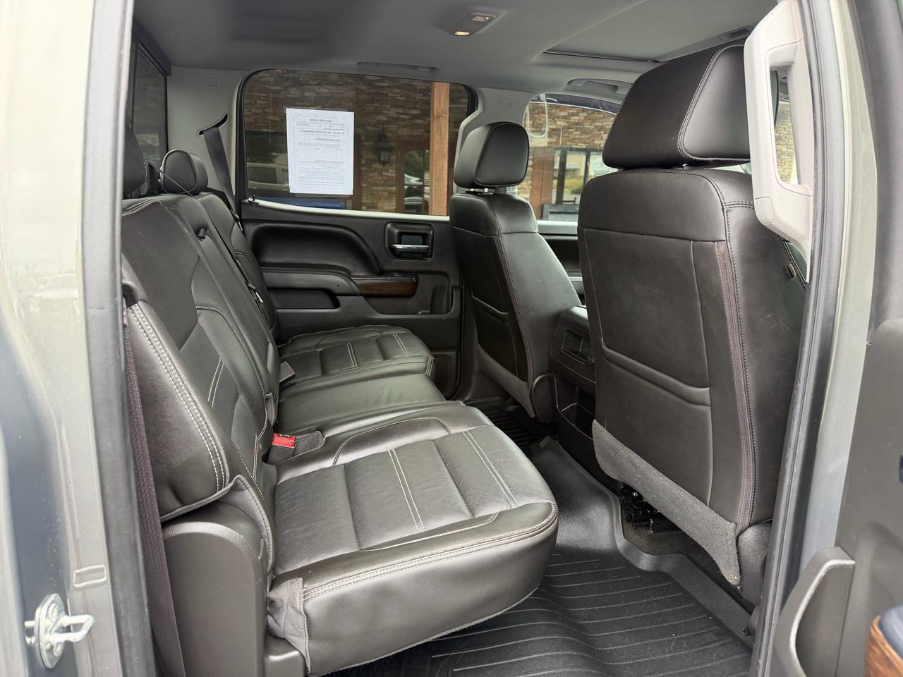 GMC Sierra 1500 4WD Crew Cab 143.5" Denali 2017