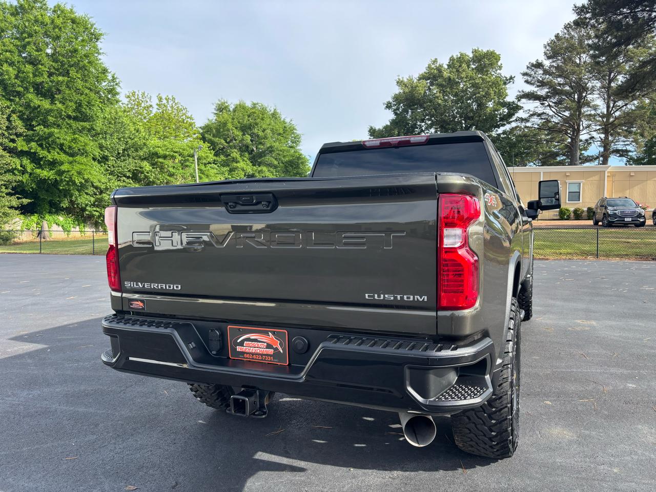 Chevrolet Silverado 2500HD 4WD Crew Cab 159" Custom 2023