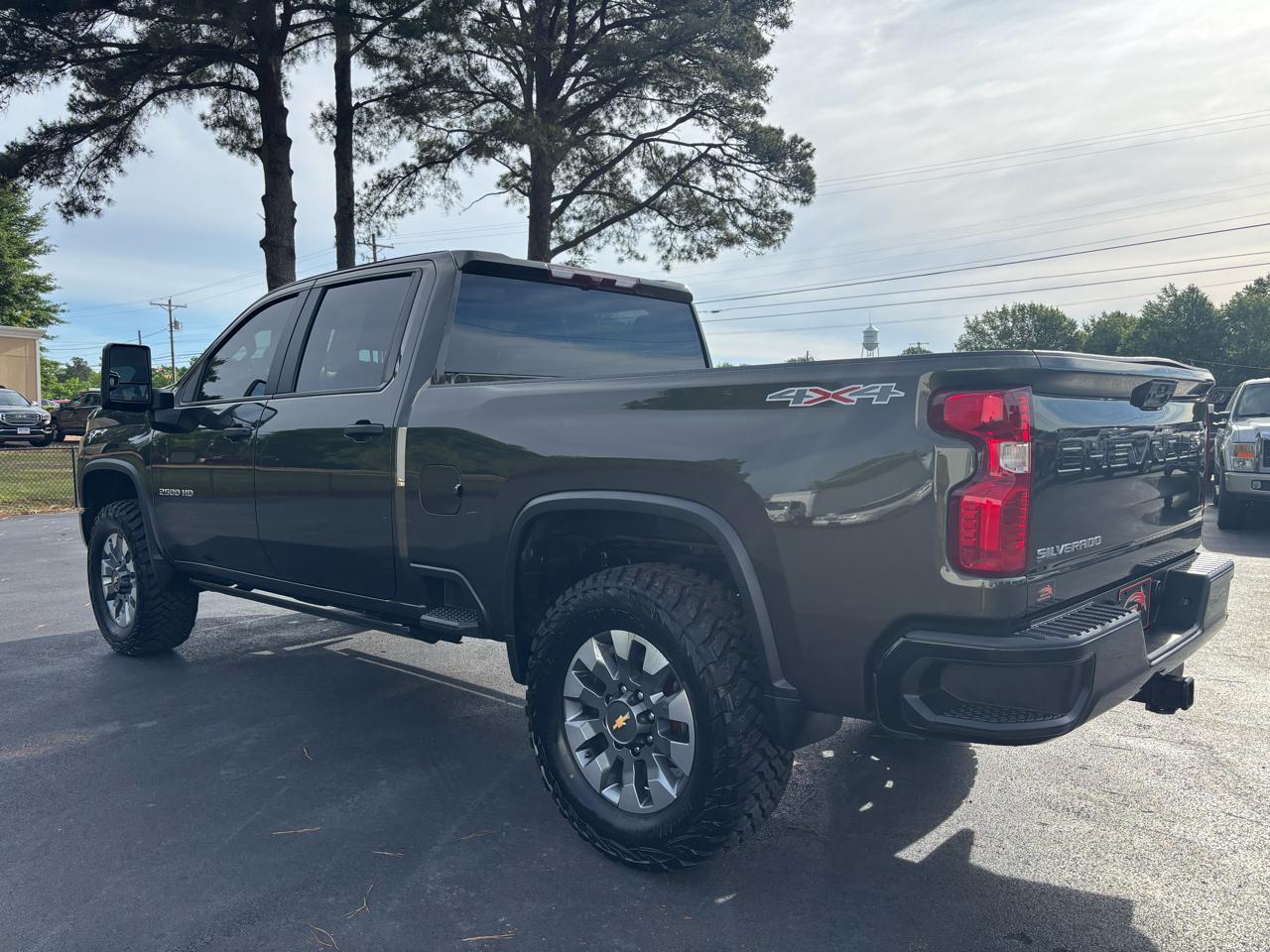 Chevrolet Silverado 2500HD 4WD Crew Cab 159" Custom 2023