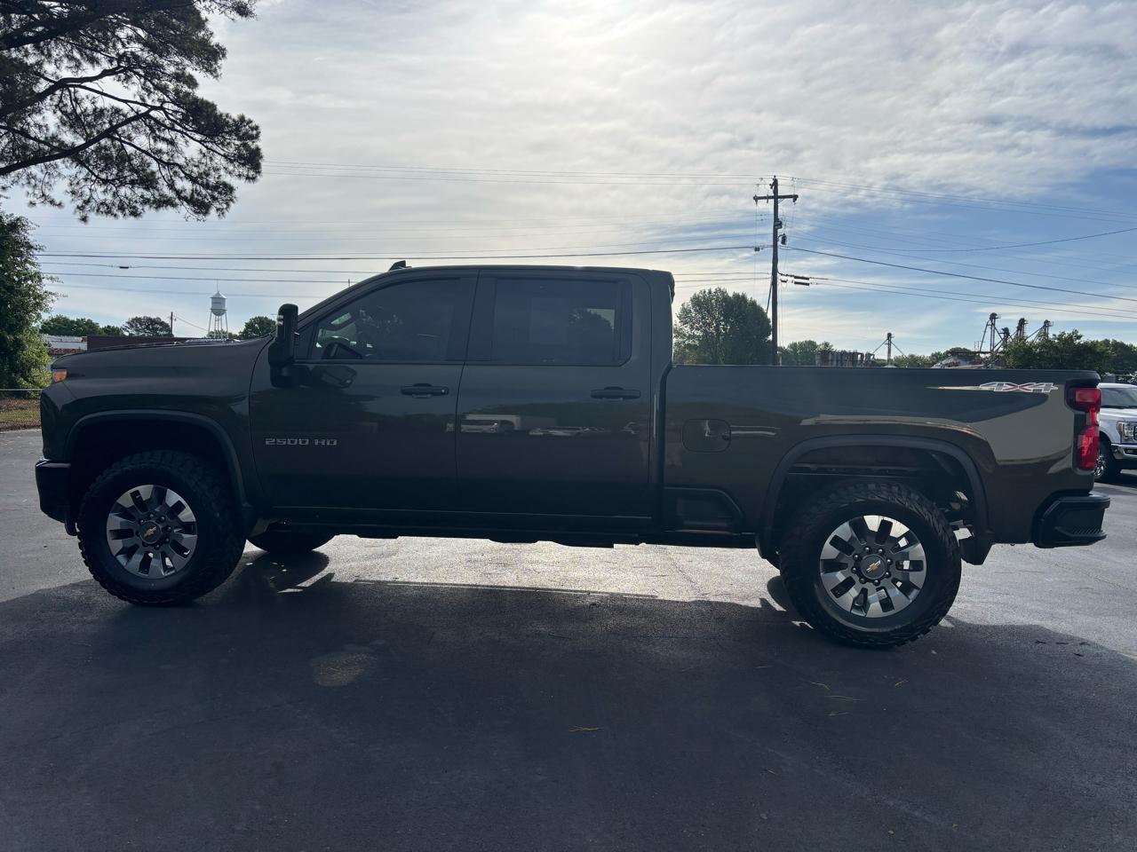 Chevrolet Silverado 2500HD 4WD Crew Cab 159" Custom 2023