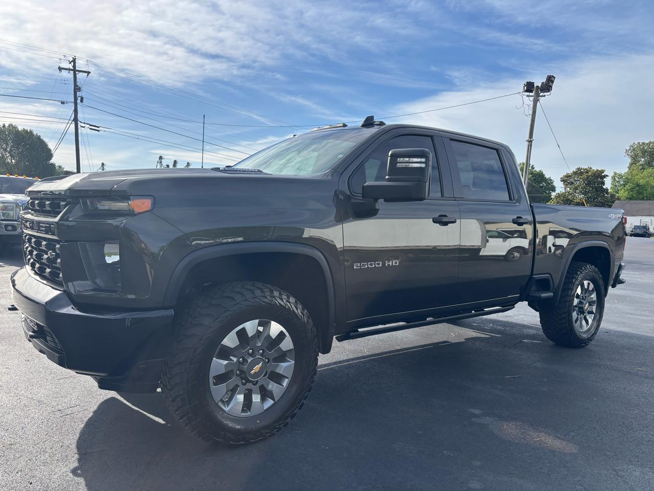 Chevrolet Silverado 2500HD 4WD Crew Cab 159" Custom 2023