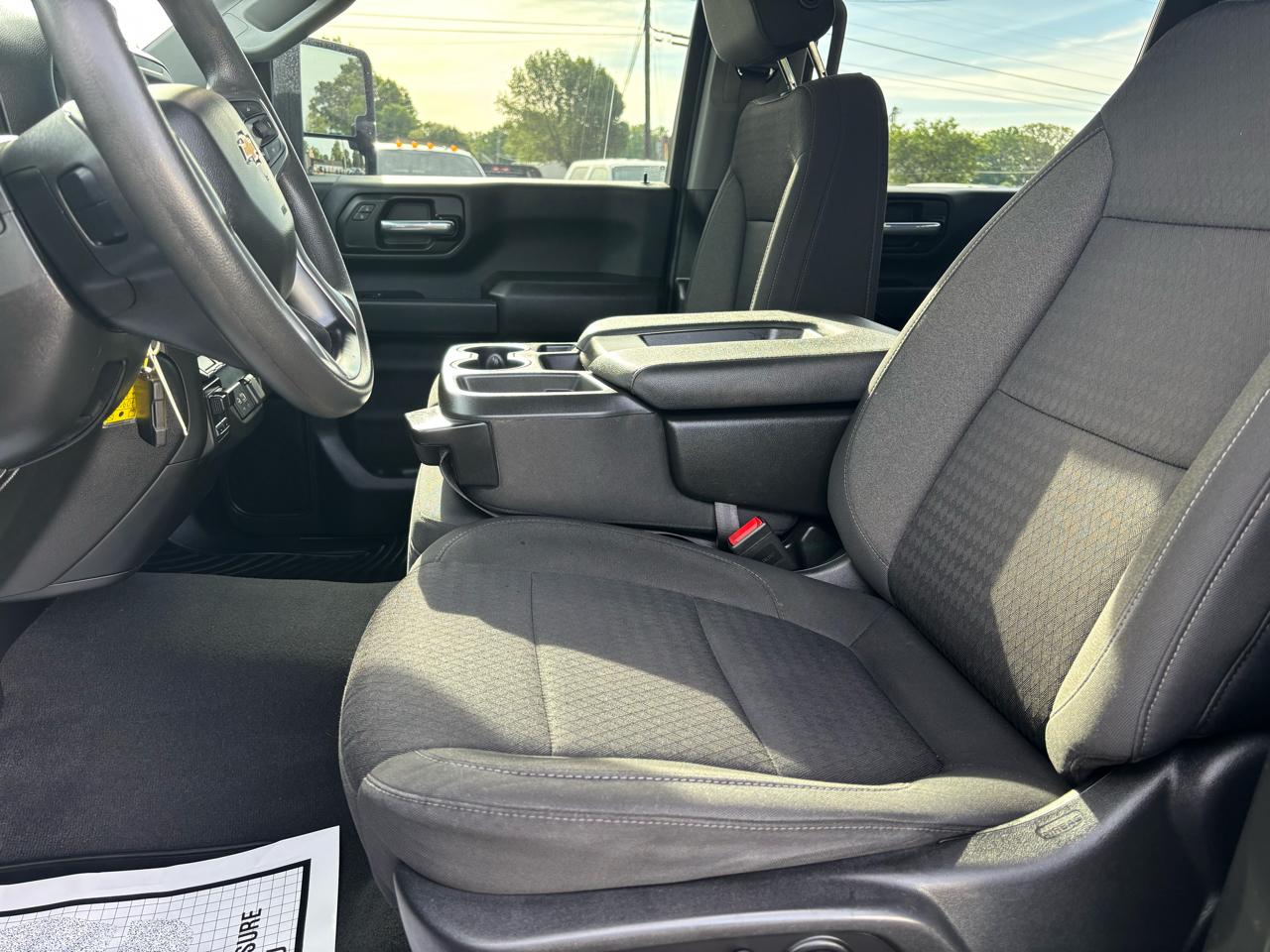 Chevrolet Silverado 2500HD 4WD Crew Cab 159" Custom 2023