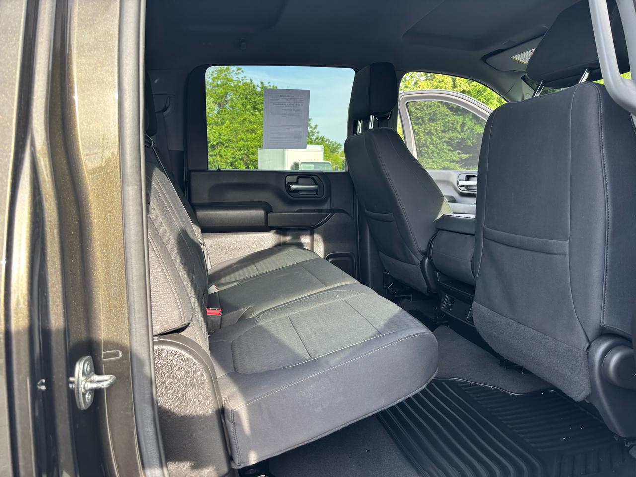 Chevrolet Silverado 2500HD 4WD Crew Cab 159" Custom 2023