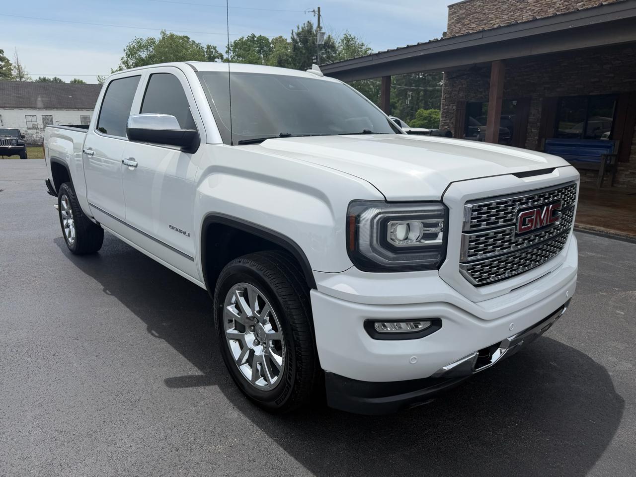 GMC Sierra 1500 4WD Crew Cab 143.5" Denali 2016