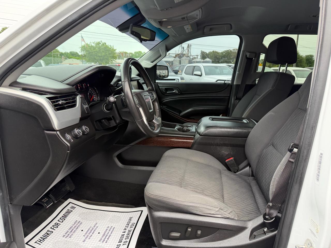 GMC Yukon 4WD 4dr SLE 2015