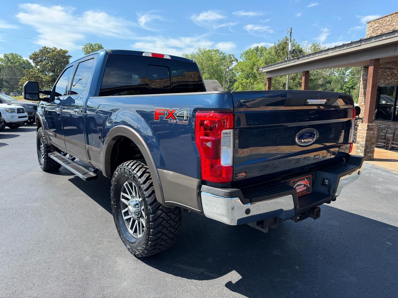 Ford Super Duty F-250 SRW Lariat 4WD Crew Cab 6.75' Box 2017