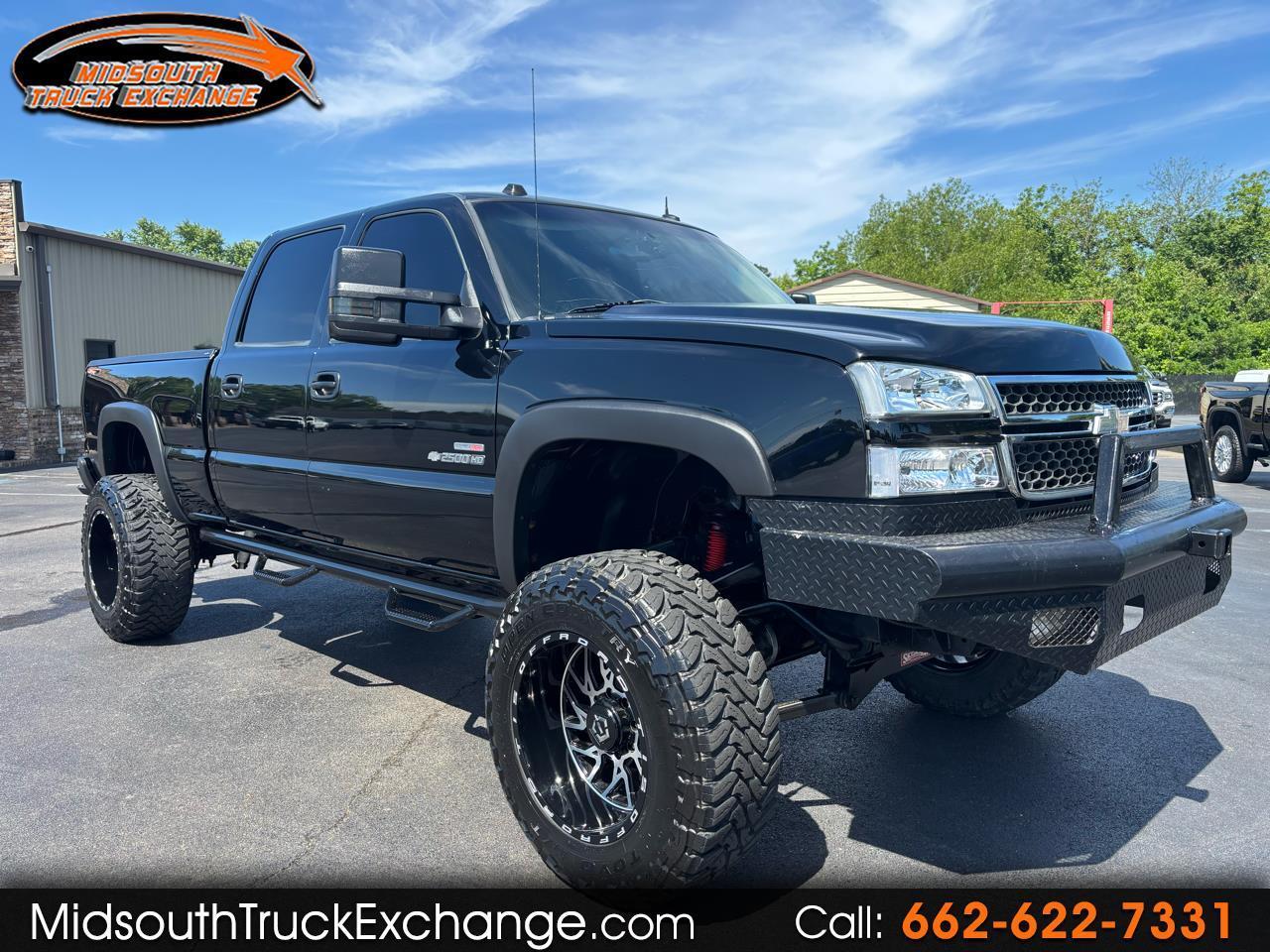 2004 Chevrolet Silverado 2500HD Crew Cab 153" WB 4WD LT