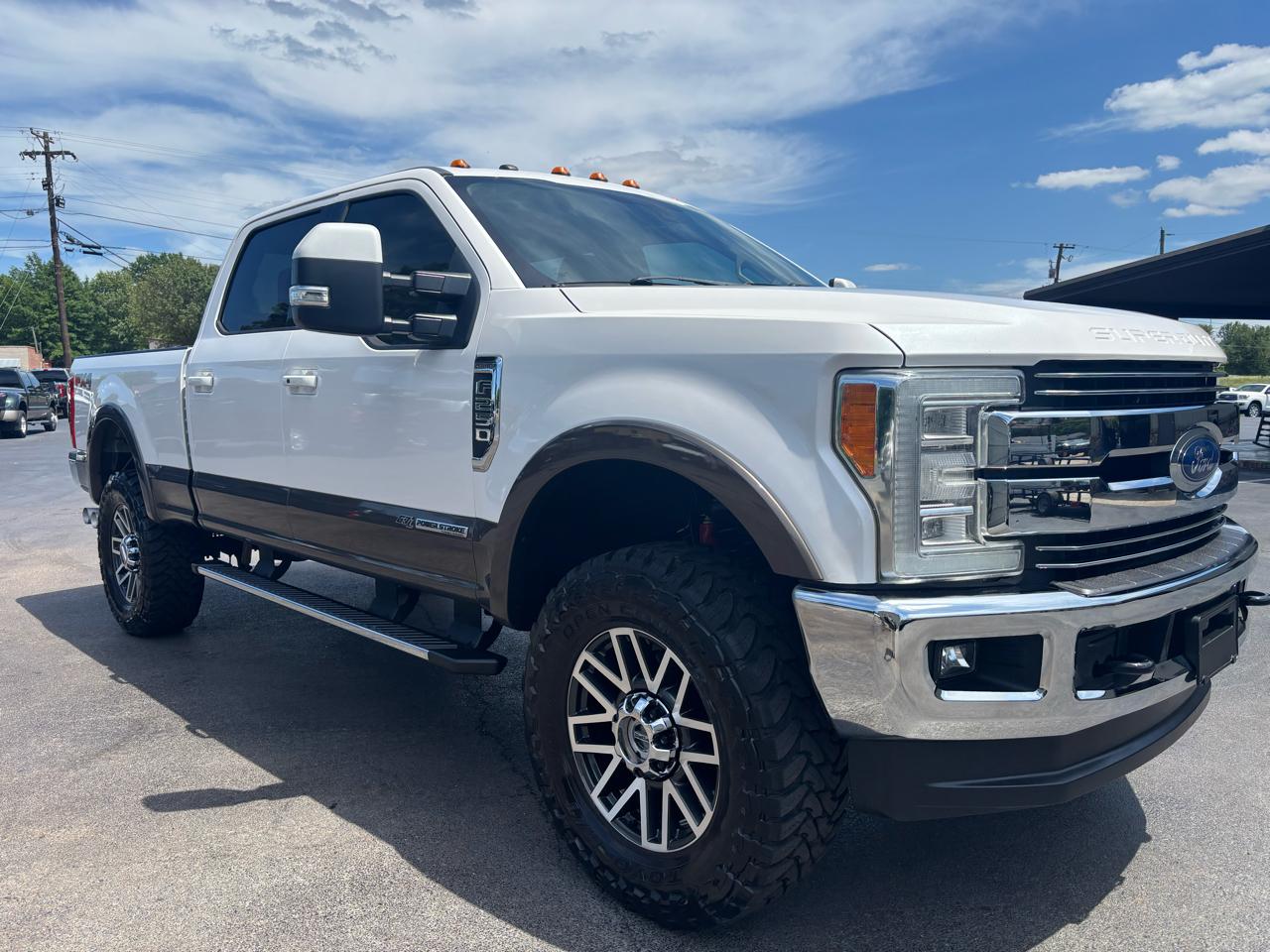 Ford Super Duty F-250 SRW Lariat 4WD Crew Cab 6.75' Box 2017
