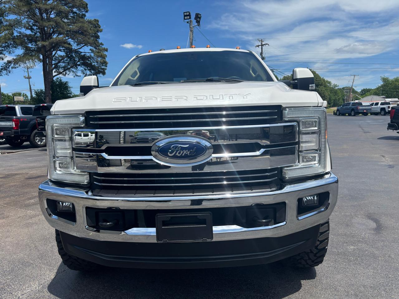 Ford Super Duty F-250 SRW Lariat 4WD Crew Cab 6.75' Box 2017