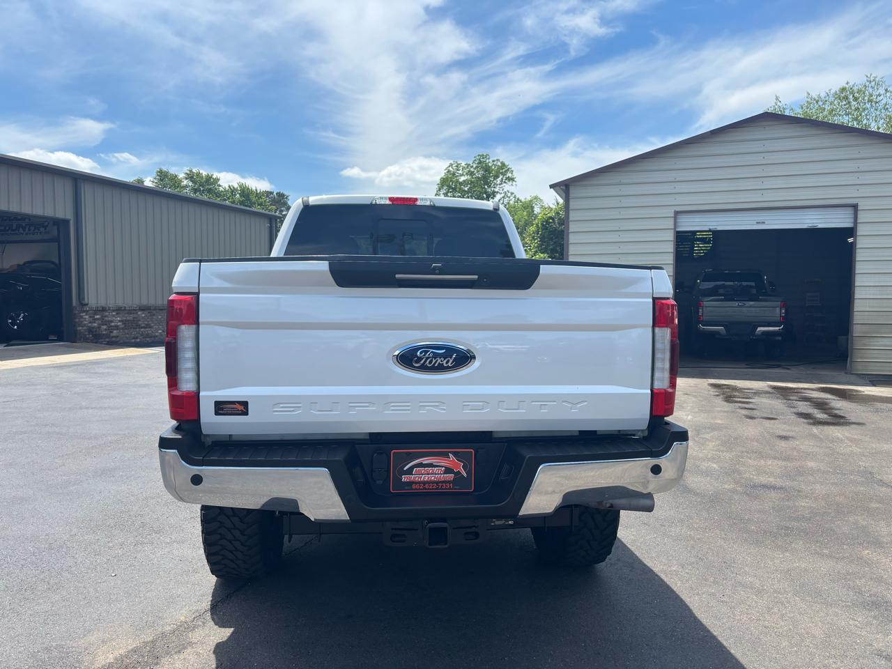 Ford Super Duty F-250 SRW Lariat 4WD Crew Cab 6.75' Box 2017
