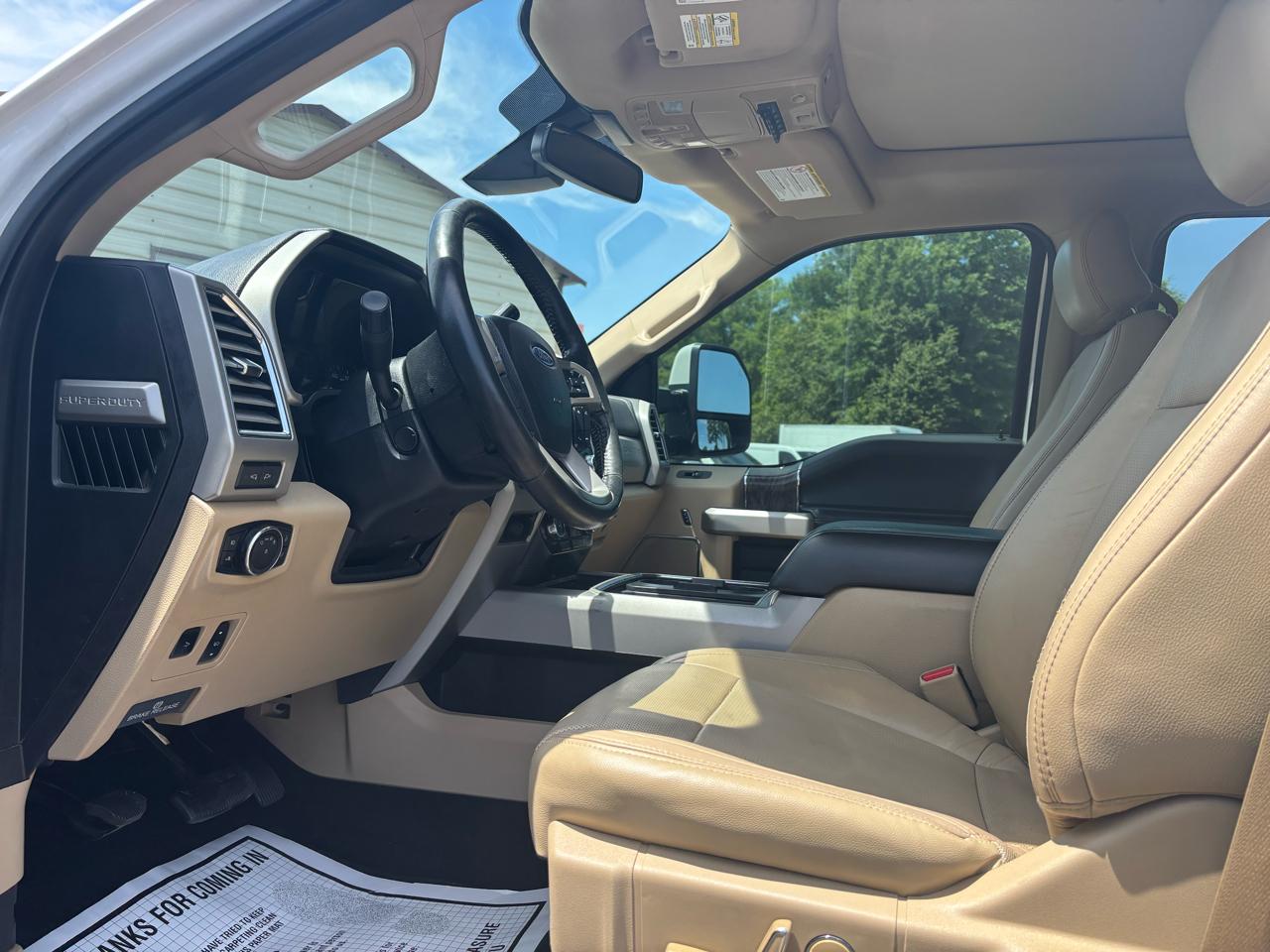 Ford Super Duty F-250 SRW Lariat 4WD Crew Cab 6.75' Box 2017