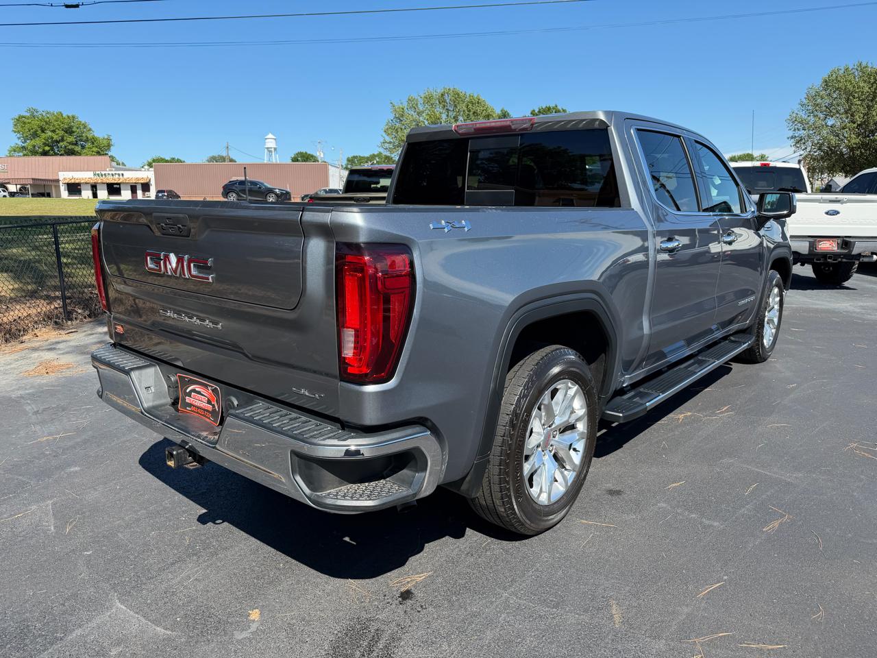 GMC Sierra 1500 4WD Crew Cab 147" SLT 2019