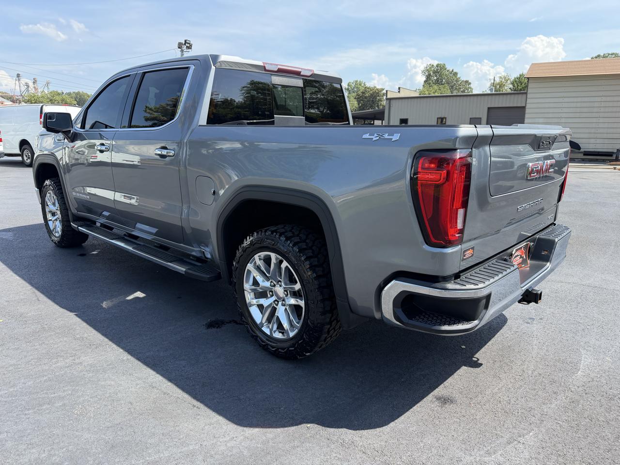 GMC Sierra 1500 4WD Crew Cab 147" SLT 2019