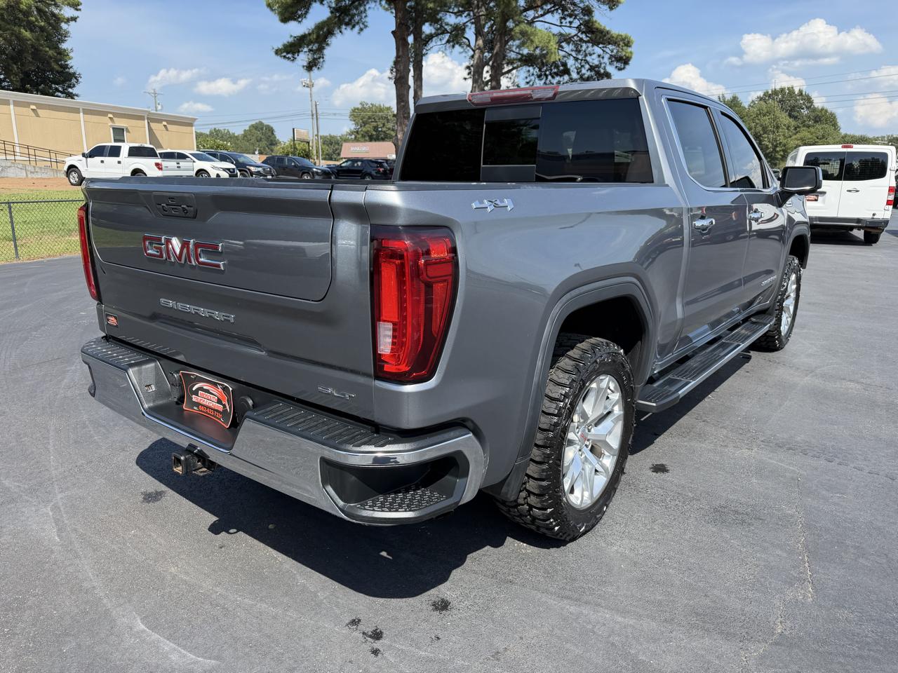 GMC Sierra 1500 4WD Crew Cab 147" SLT 2019