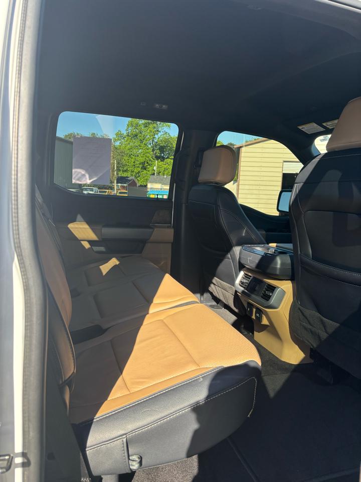 Ford F-150 Lariat 4WD SuperCrew 5.5' Box 2022