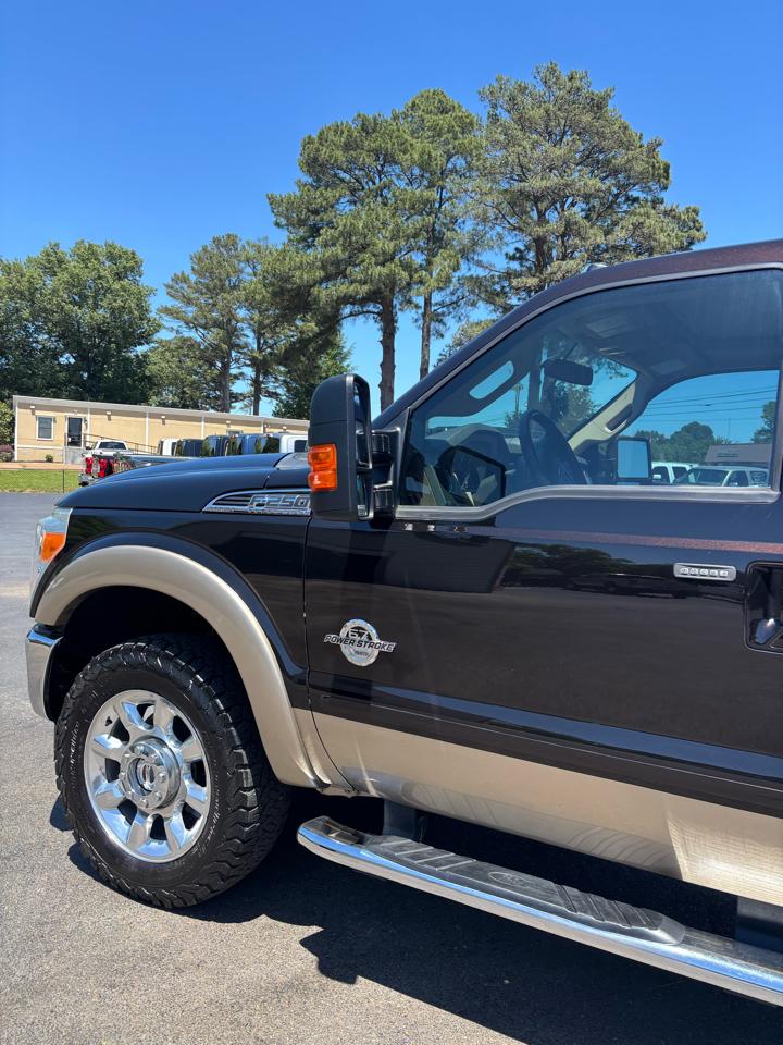 Ford Super Duty F-250 SRW 4WD Crew Cab 156" Lariat 2013