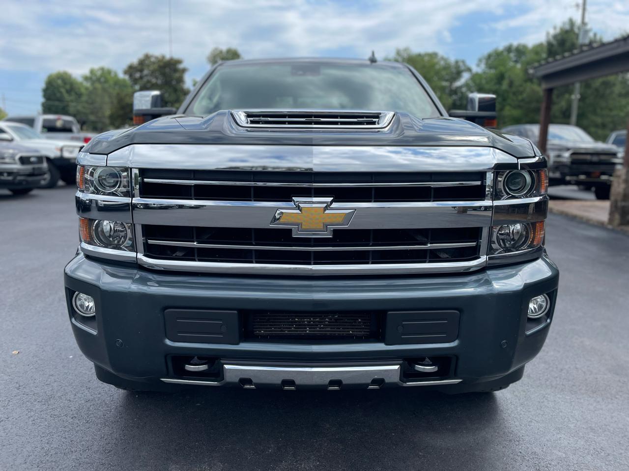 Chevrolet Silverado 2500HD 4WD Crew Cab 153.7" High Country 2019