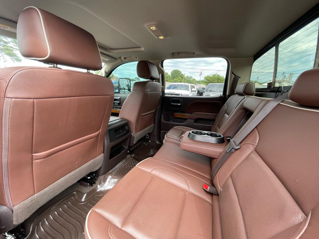 Chevrolet Silverado 2500HD 4WD Crew Cab 153.7" High Country 2019